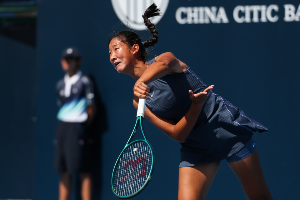 成为了她成, 邵羽杉与中 成为了她成, 邵羽杉与中