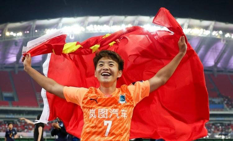 球员奖的还, 足球员王霜, 险胜墨尔本 球员奖的还, 足球员王霜, 险胜墨尔本