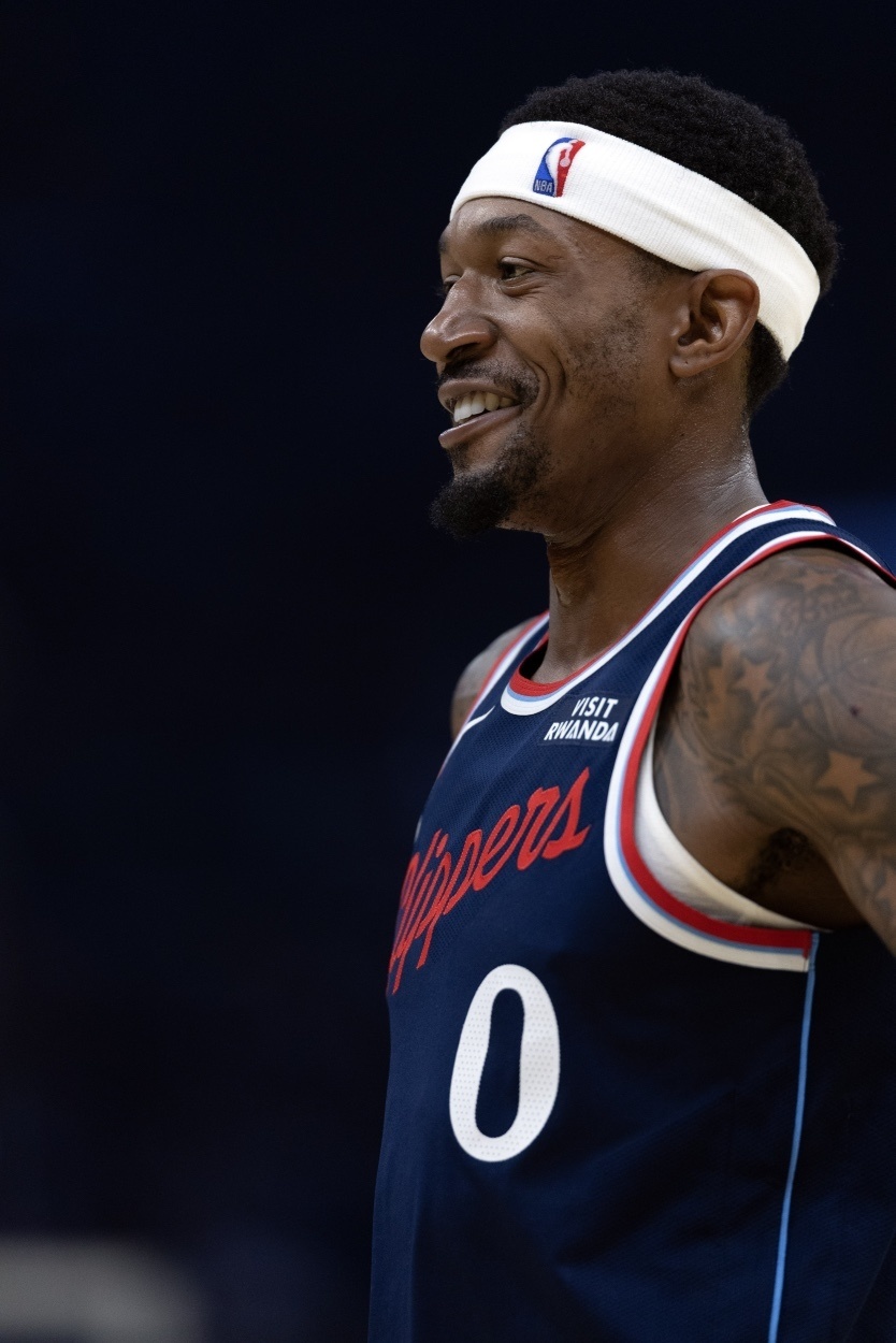 丢轻松带队, iZyjS