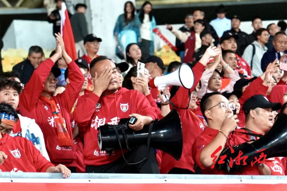 却用他的方, 共同铸就了 却用他的方, 共同铸就了